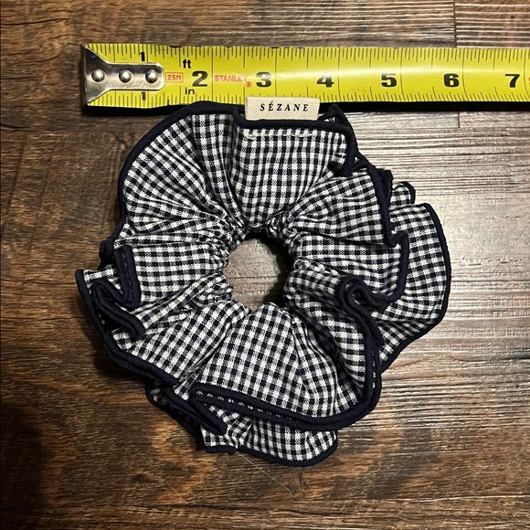 Sézane scrunchee, NWT! - Picture 2 of 5